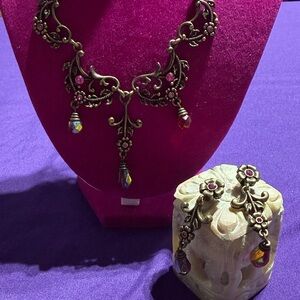 Rare Avon Victorian Revival AB Necklace Earrings Set  (3)